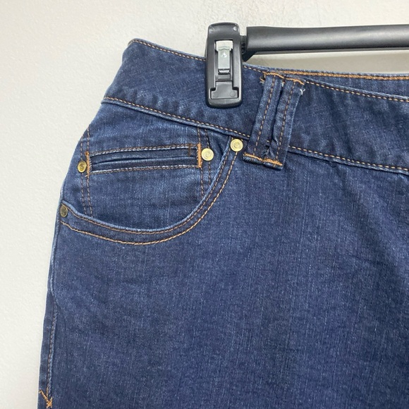 Lane Bryant Genius Fit Jeans Boot leg Size 22 Average - Picture 3 of 7